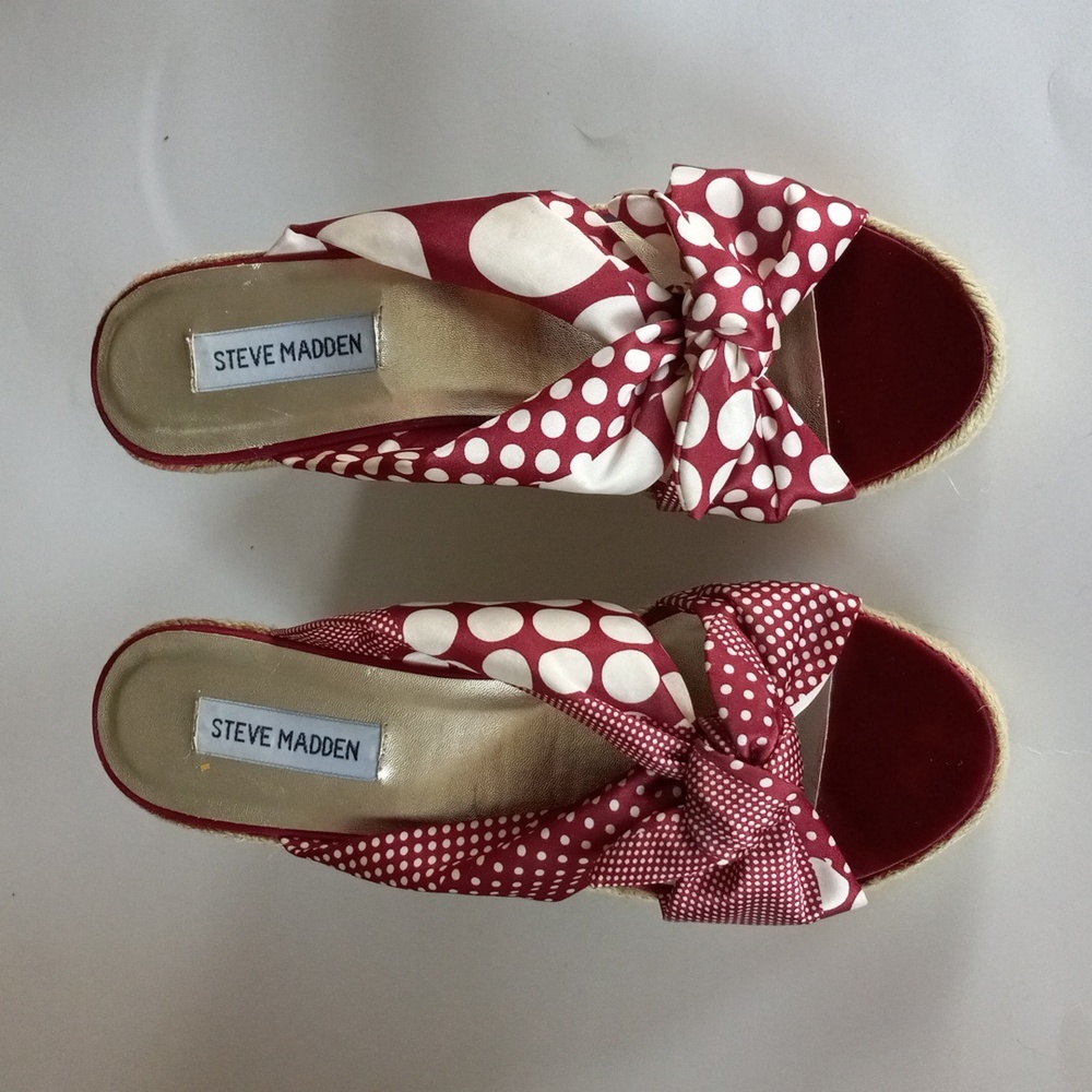 Steve Madden Slip on Wedge Shoes.